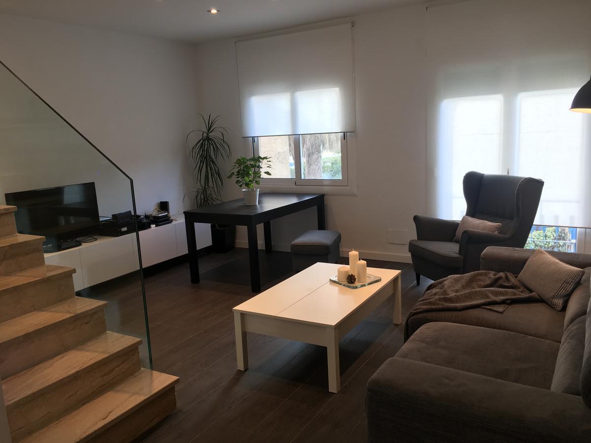 Beach House Castelldefels Extérieur photo