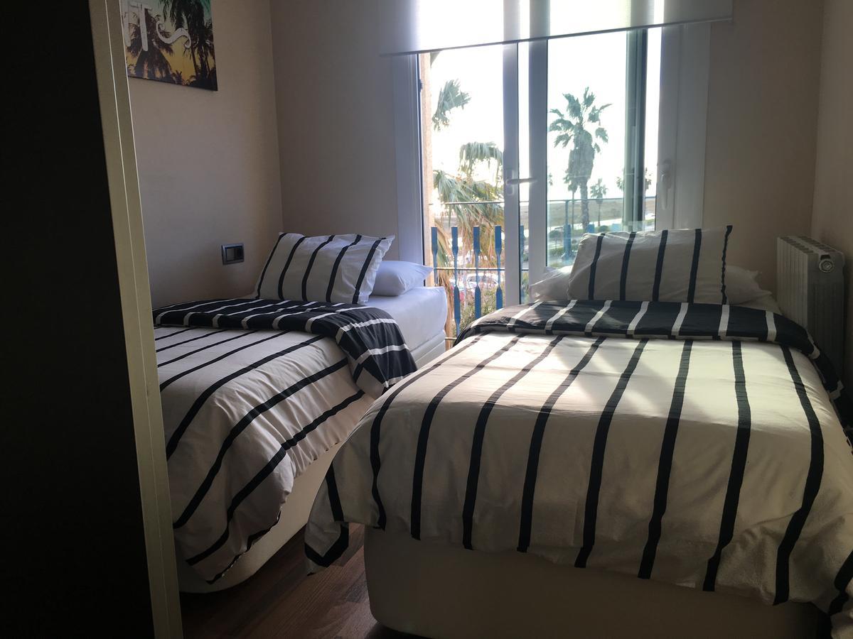 Beach House Castelldefels Extérieur photo